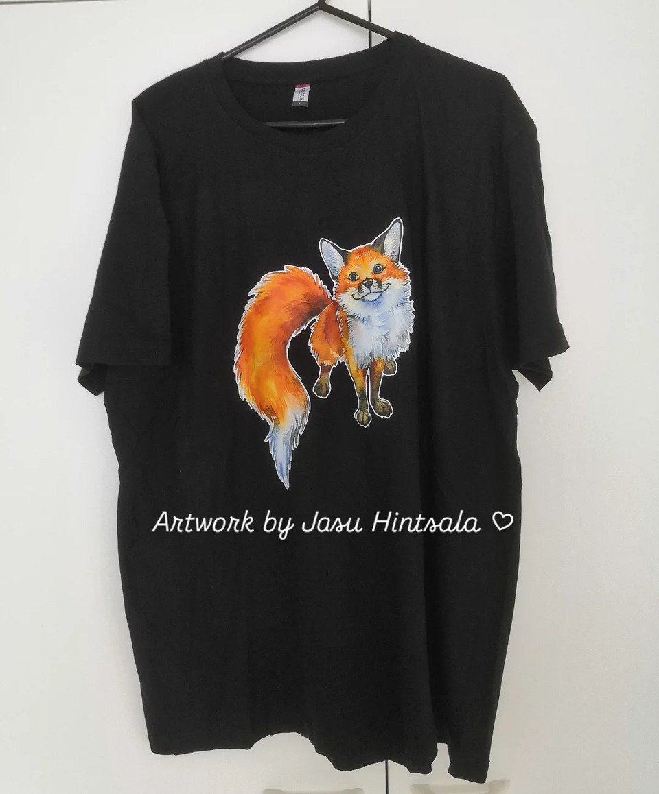 Another custom-ordered t-shirt. 🦊